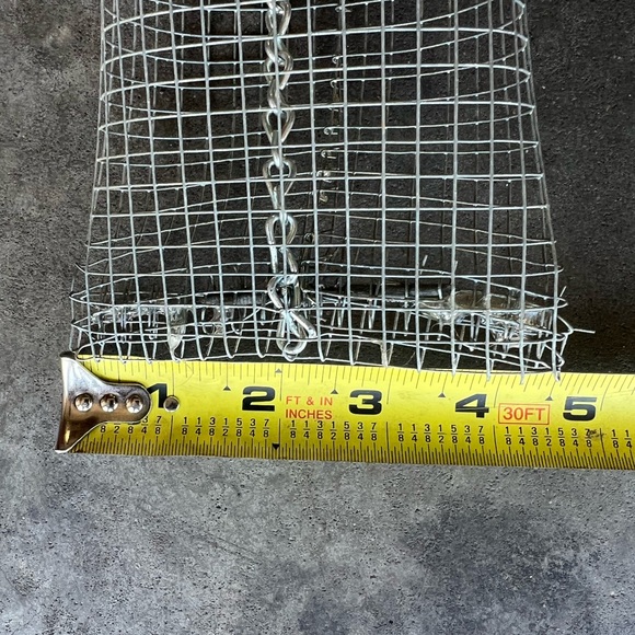 🎉HP🎉NEW!🐦Bird Peanut Feeder w/cedar top, hanging chain. Handcrafted - Picture 11 of 13